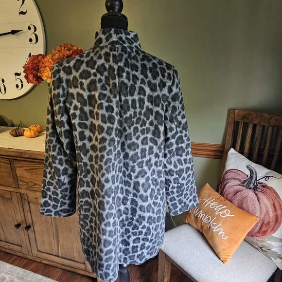 Jacket - Picture 2 of 3